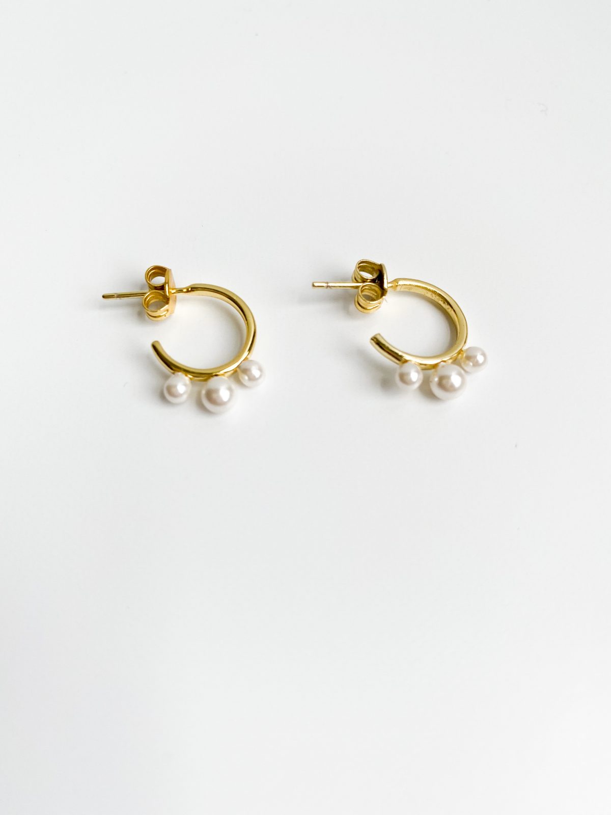 Mini gold hoops with pearls